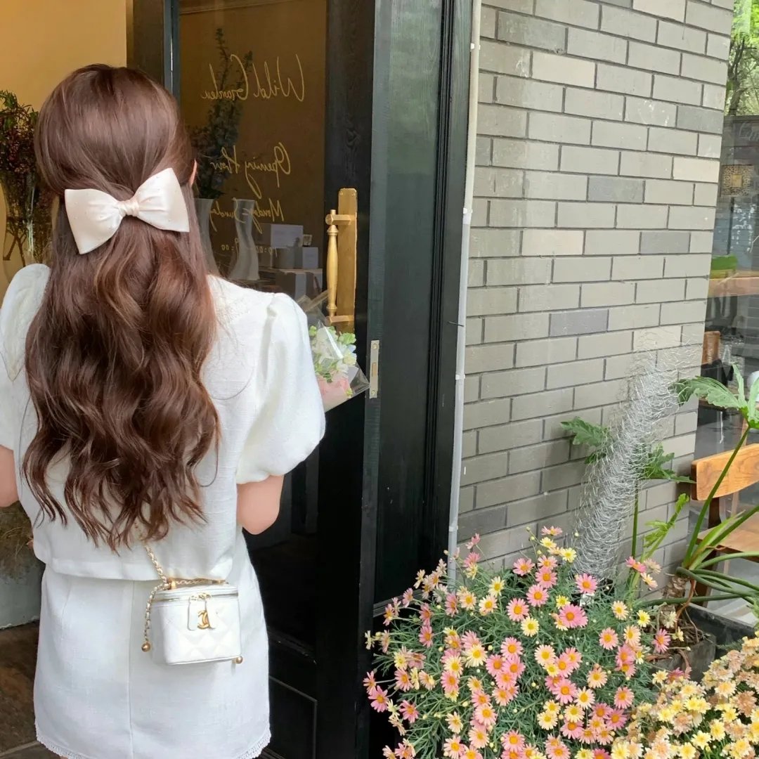帅哥娇娃